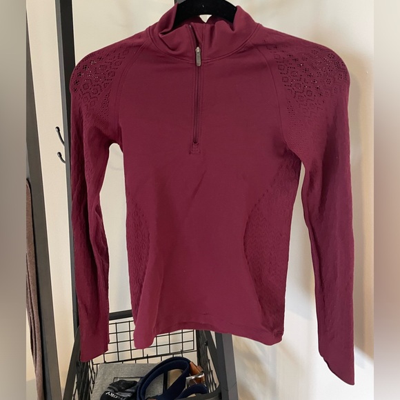Lululemon Reveal 1/2 Zip Mindful Motion Deep Ruby. Size 4. - Picture 2 of 4